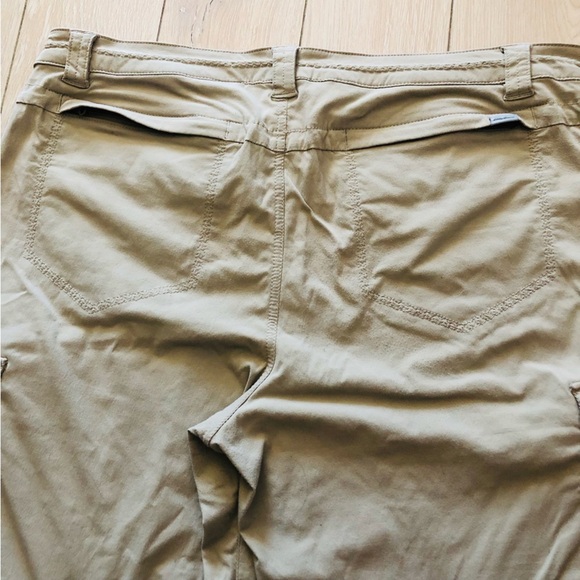 Eddie Bauer Outdoor Hiking Shorts with Zippered Pockets in Beige Size 16 - Picture 15 of 16